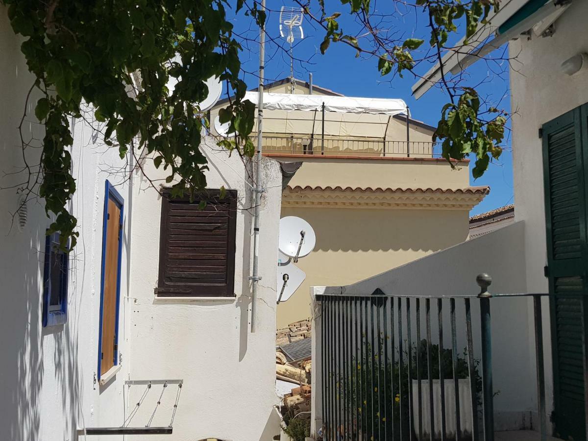 Residenza Borgo Antico Villa Termoli Bagian luar foto